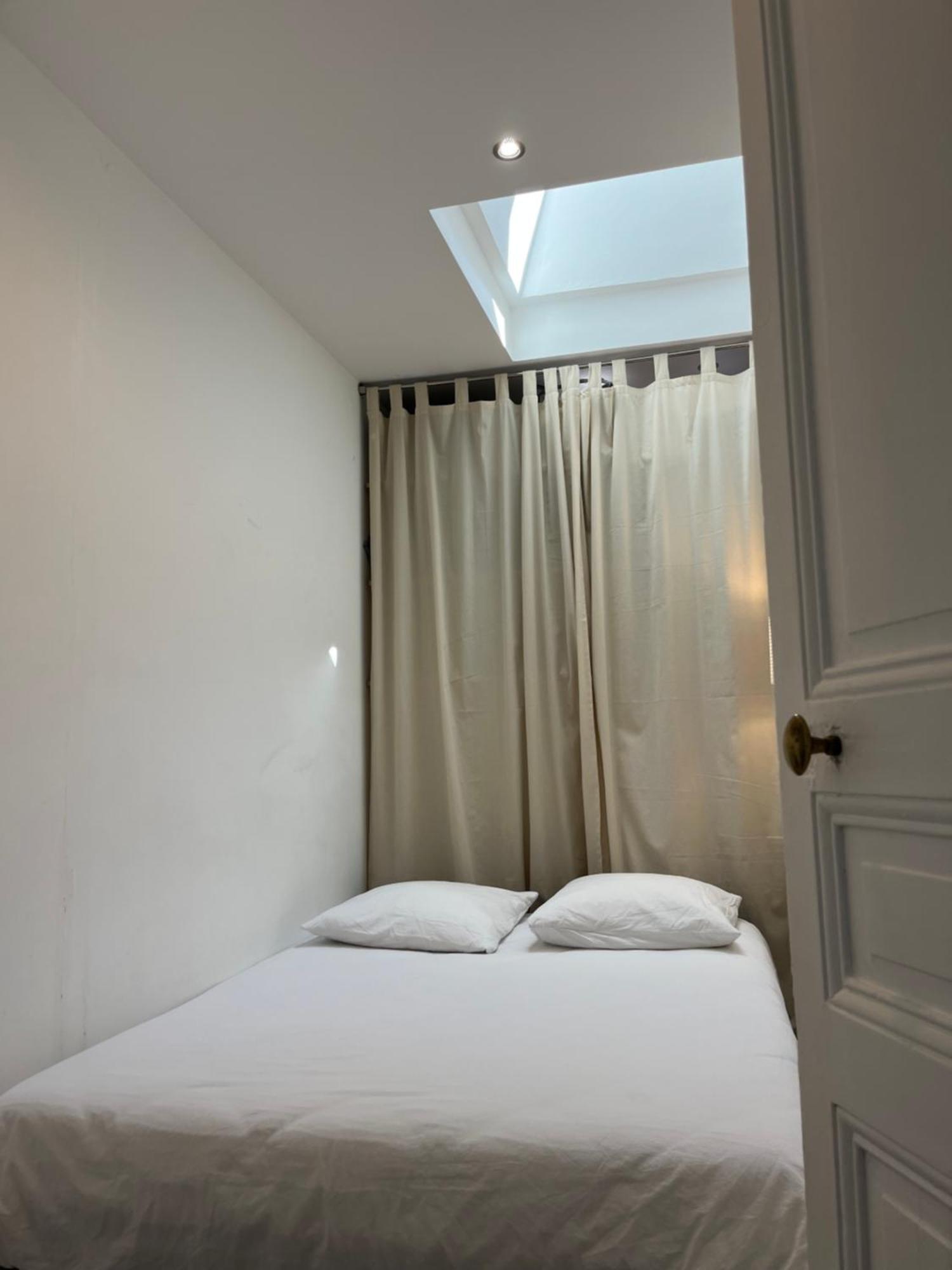Le Logis Cantilien Lamorlaye-Chantilly Екстер'єр фото
